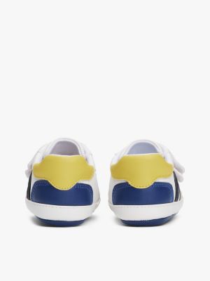 sneakers con motivo color block e logo multicolore da bambini tommy hilfiger