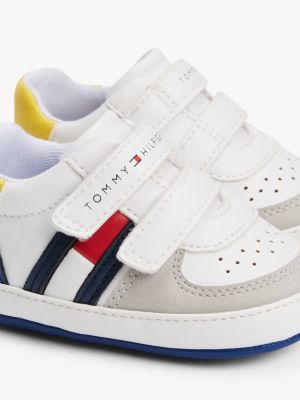 sneakers con motivo color block e logo multicolore da bambini tommy hilfiger