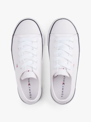 weiß canvas-sneaker mit logo für gender-inclusive kinder - tommy hilfiger