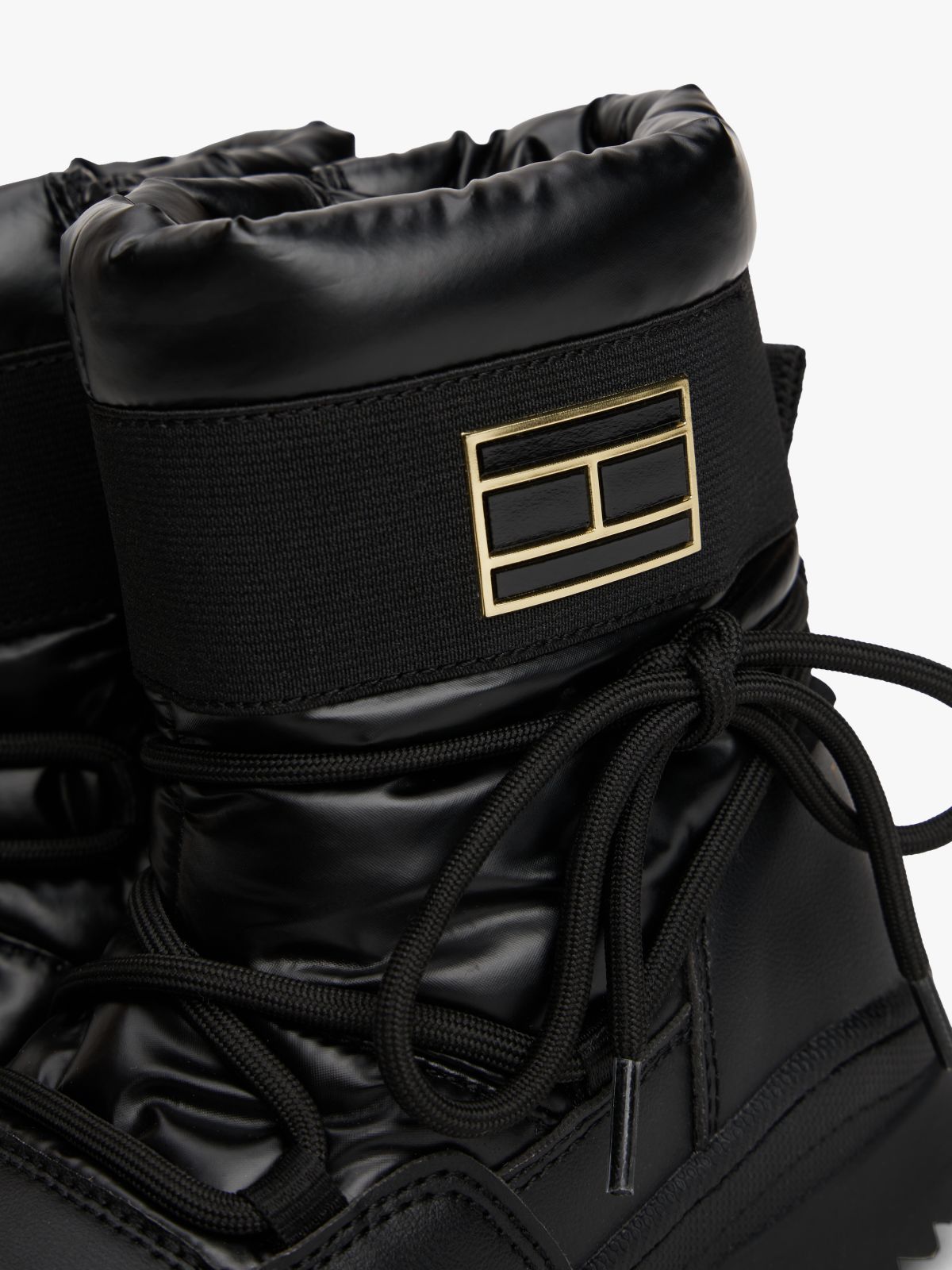 Waterproof Fine Cleat Snow Boots — Black