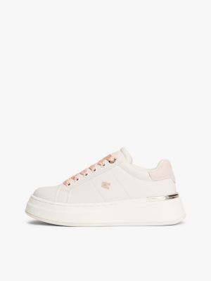 beige platform-sneaker mit metallic-ferse für mädchen - tommy hilfiger