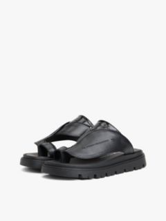 Embossed Leather Toe Post Cleat Sandals — Black 2