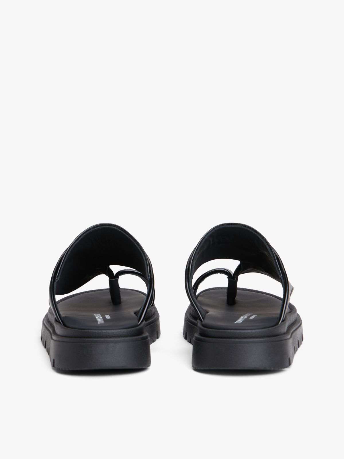 Embossed Leather Toe Post Cleat Sandals — Black