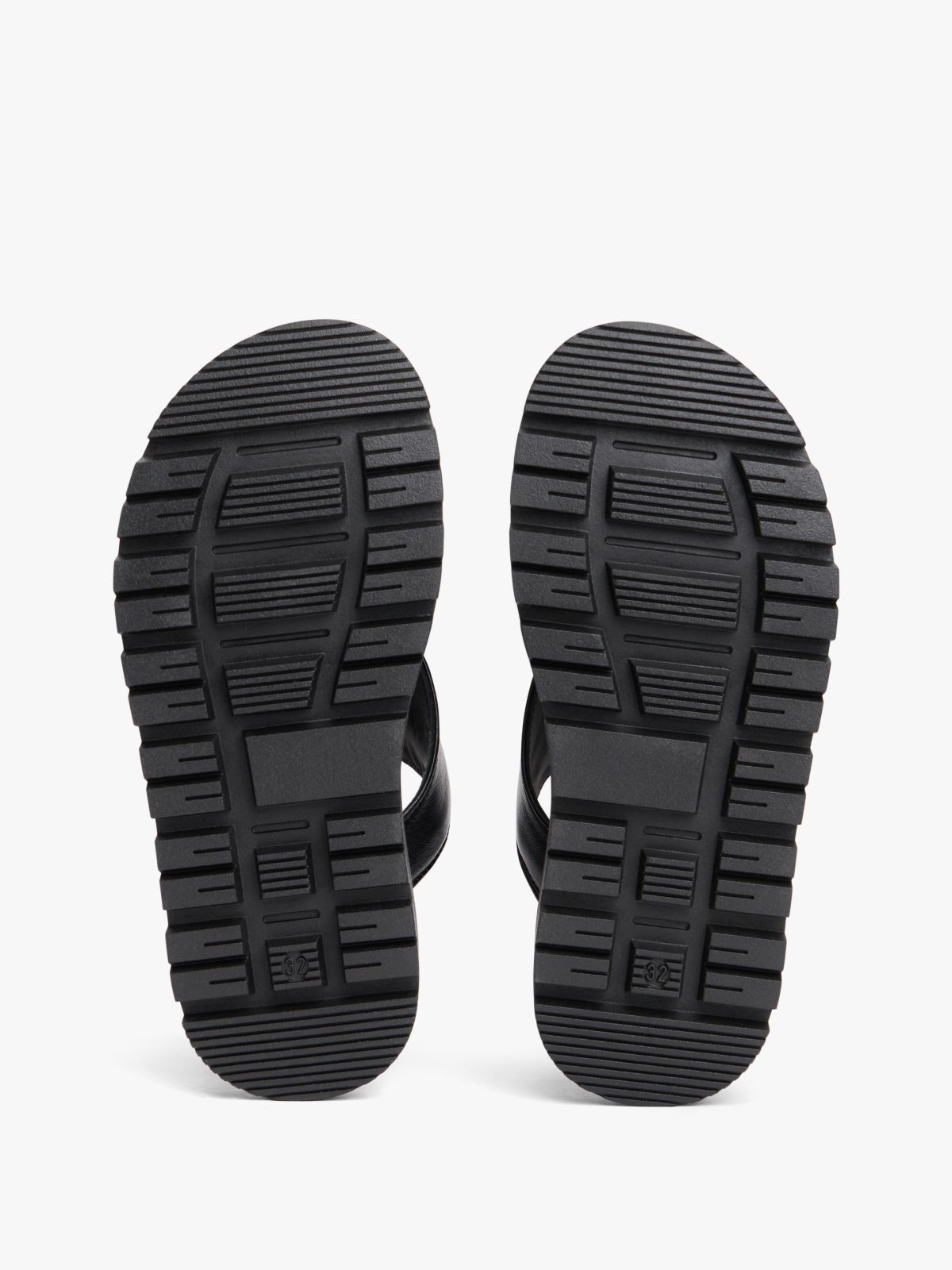 Embossed Leather Toe Post Cleat Sandals — Black