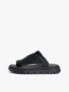 Embossed Leather Toe Post Cleat Sandals — Black 7