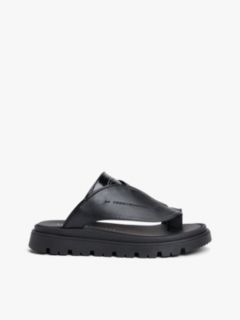 Embossed Leather Toe Post Cleat Sandals — Black 1