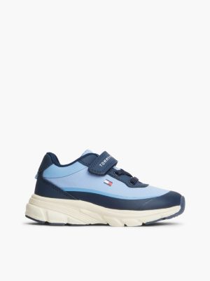 blue sneaker met logo en klittenbandsluiting voor kinderen gender inclusive - tommy hilfiger
