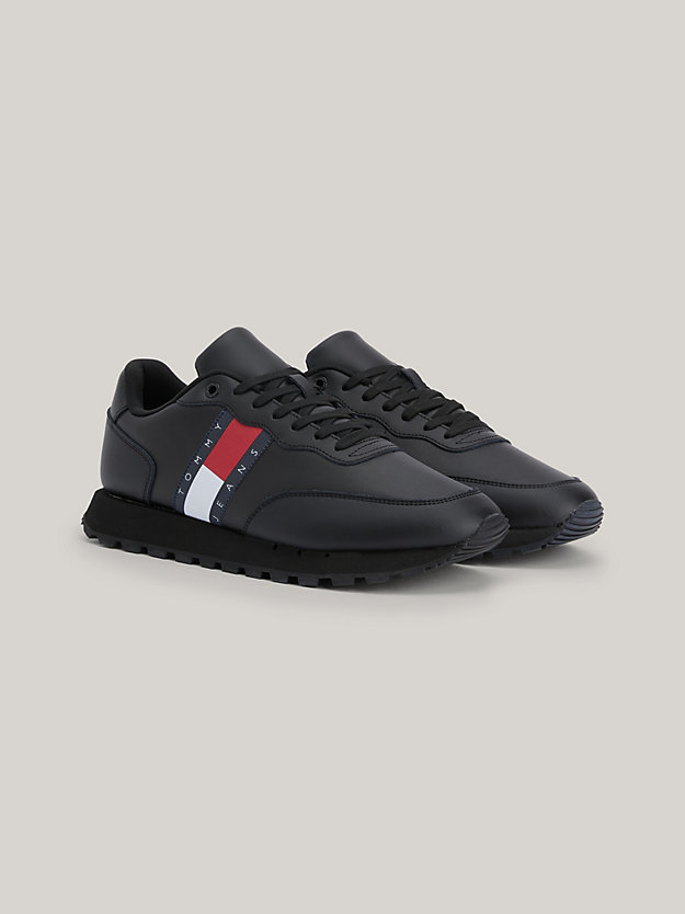 TRIPLE BLACK Essential Coated Leather Runner Trainers for men TOMMY JEANS