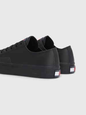 tommy badge vulcanised leather trainers