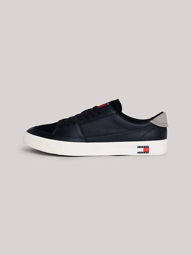black essential contrast heel leather trainers for men tommy jeans