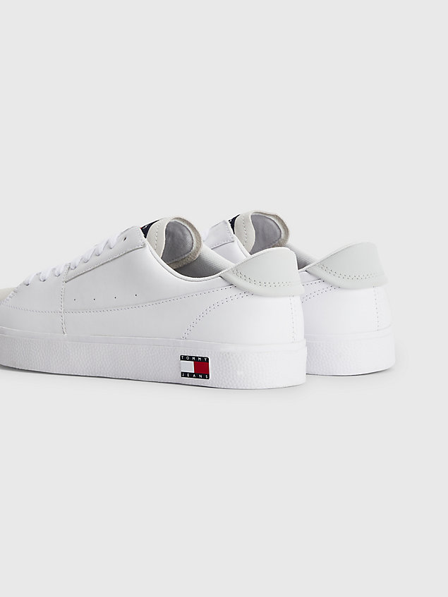 white essential contrast heel leather trainers for men tommy jeans