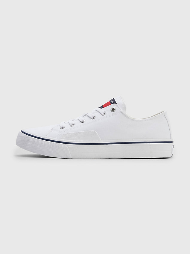 white essential skate sneaker van canvas voor heren - tommy jeans