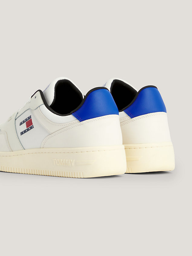 white contrast heel leather basketball trainers for men tommy jeans