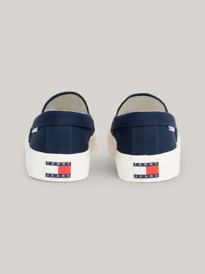 mens pull on trainers