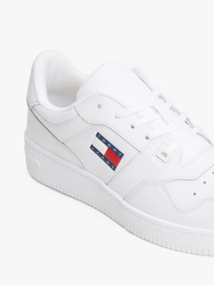 sneakers essential stile basket in pelle bianco da uomini tommy jeans