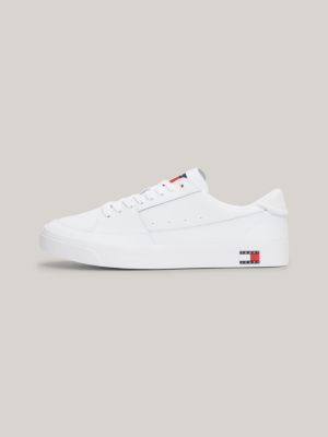 Tommy hilfiger essential leather icon logo trainer in clearance white