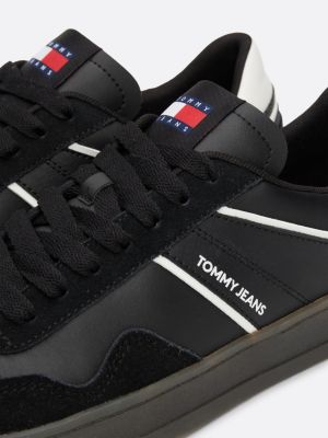 sneakers rétro in camoscio nero da uomini tommy jeans