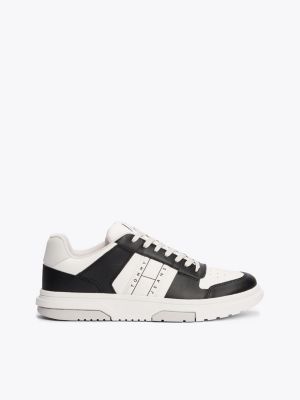 black the brooklyn leather badge trainers for men tommy jeans