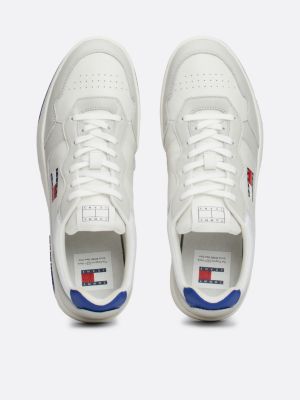 weiß geprägter cupsole-sneaker mit leder für herren - tommy jeans