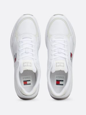 sneakers running in pelle con suola spessa bianco da uomini tommy jeans