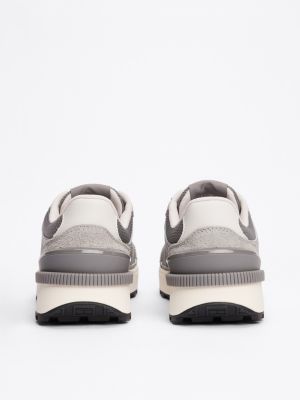 baskets crantées en daim multitextures plusieurs couleurs pour hommes tommy jeans