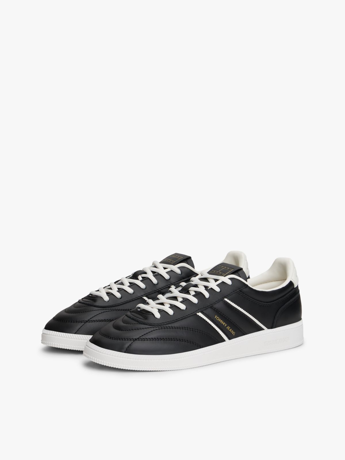 The Greenwich Topstitch Leather Trainers — Black