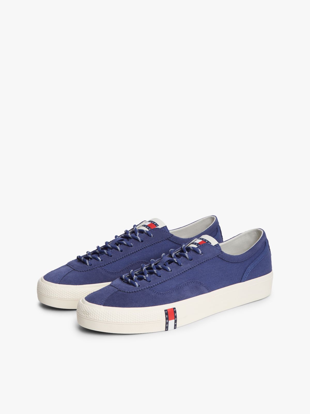 Canvas Archive Runner Trainers — Blue