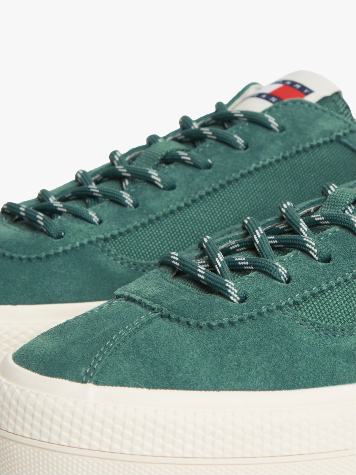 Canvas Archive Runner Trainers — Green