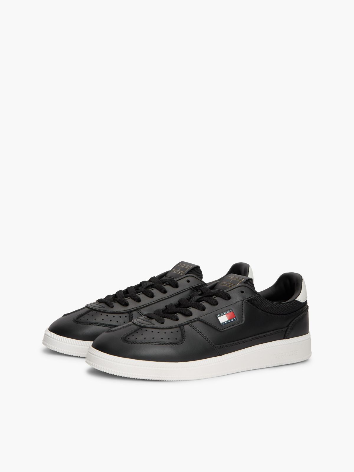 The Greenwich Logo Trainers With Leather — Black