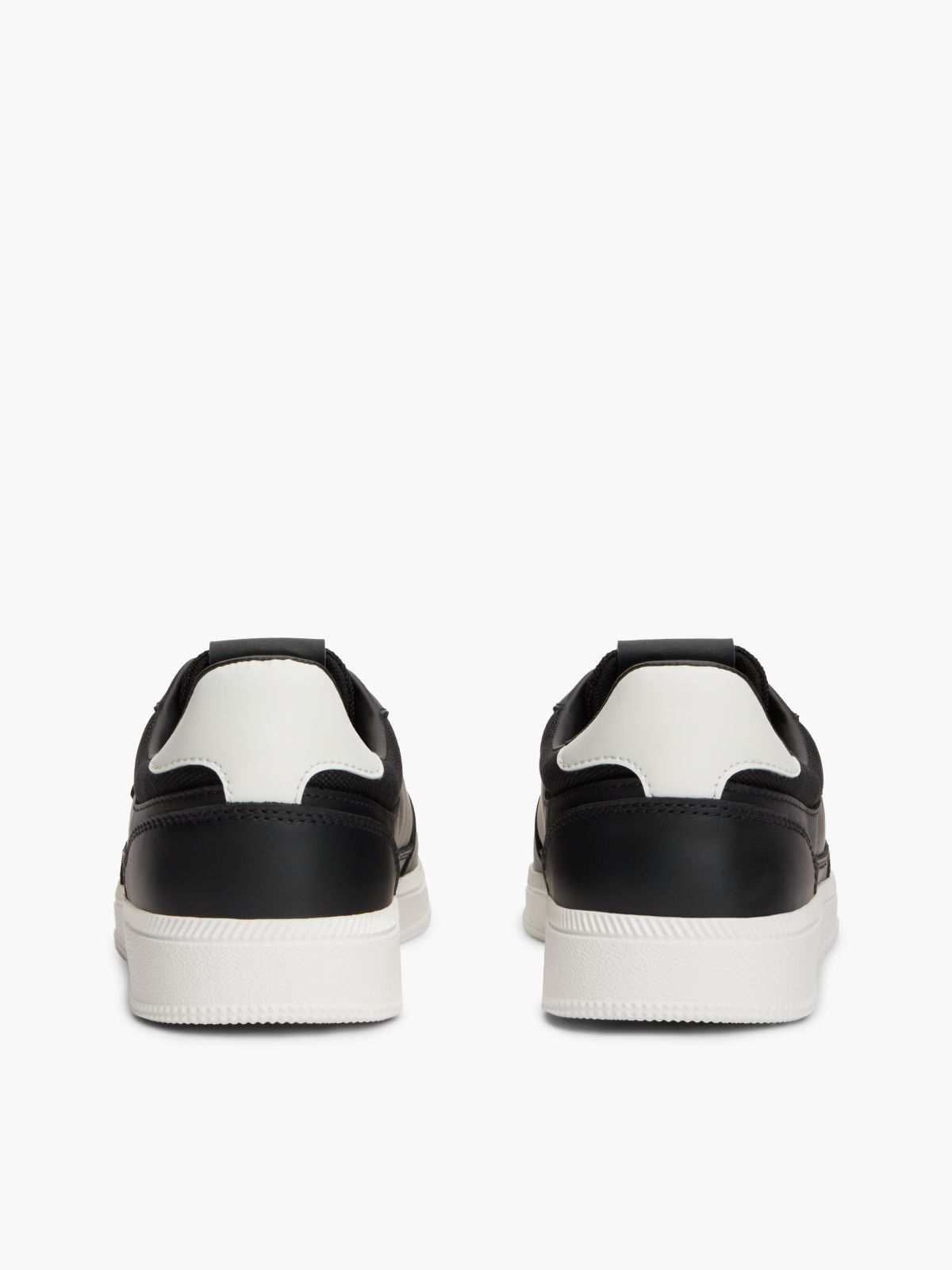 The Greenwich Logo Trainers With Leather — Black