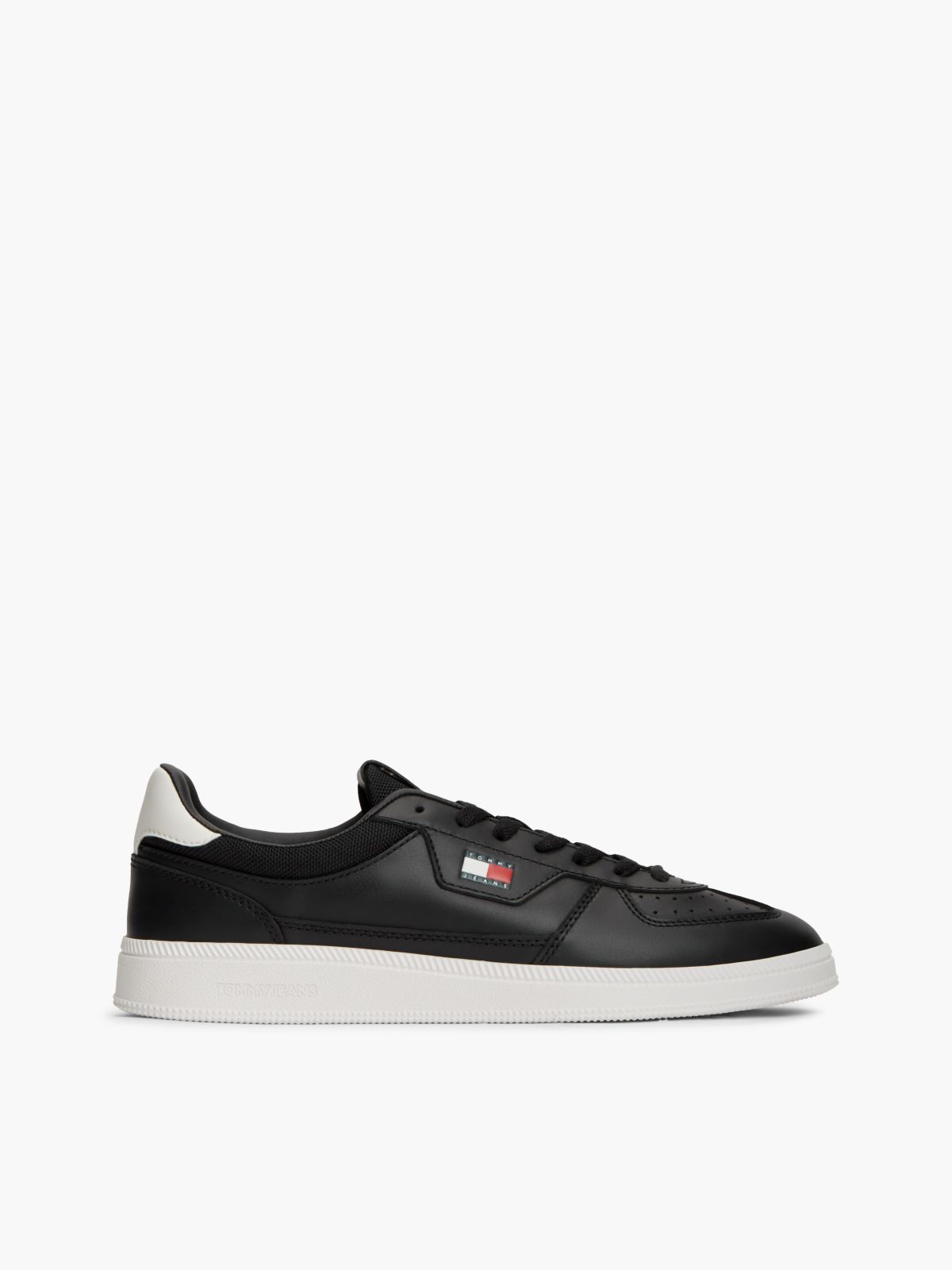 The Greenwich Logo Trainers With Leather — Black