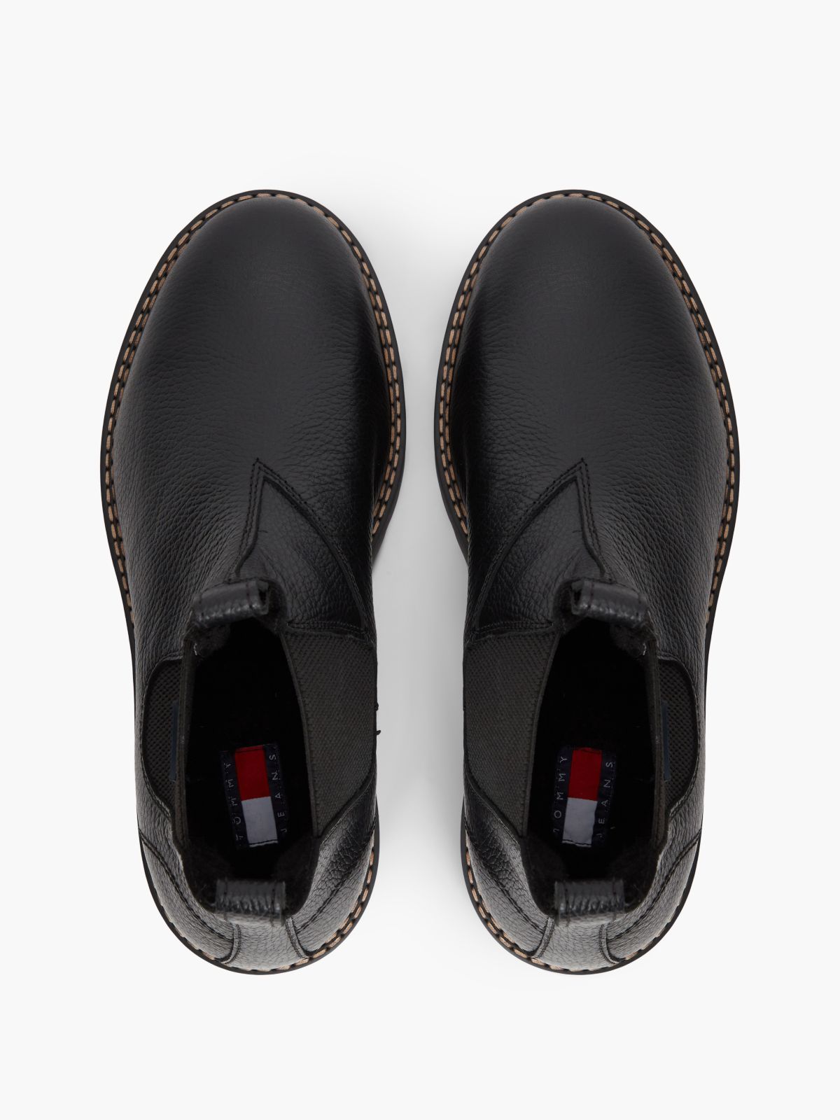 Archive Warm Lined Leather Chelsea Boots — Black