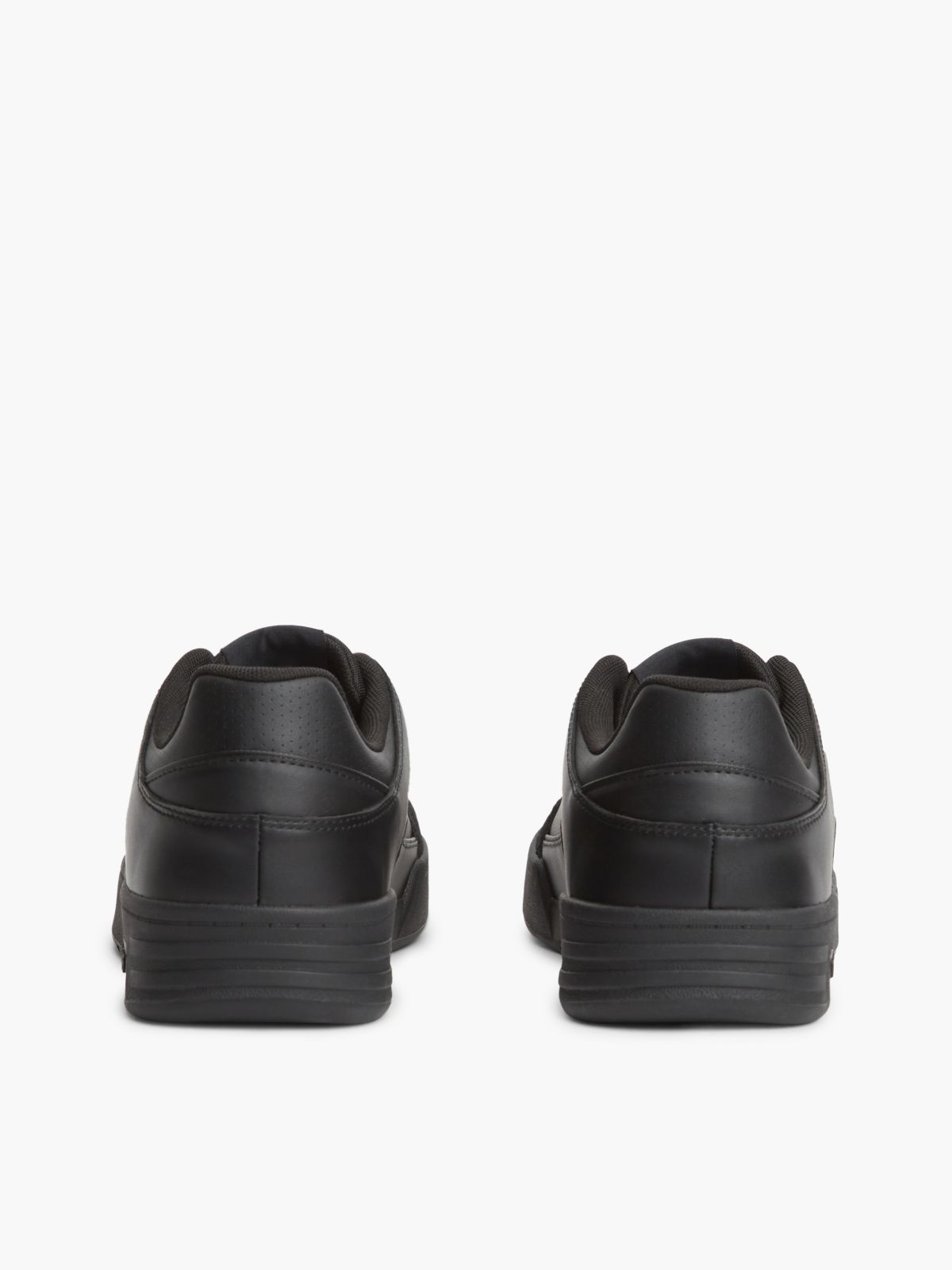 Leather Contrast Texture Basketball Trainers — Black