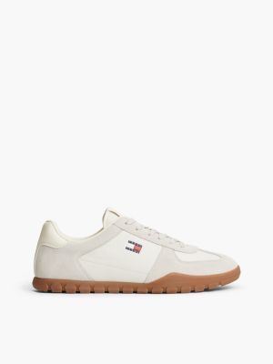baskets basses en cuir à semelle crantée white pour hommes tommy jeans