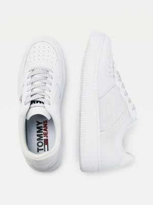 white tommy