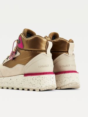 trainers with tracker