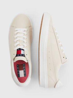 tommy hilfiger clean trainers in white
