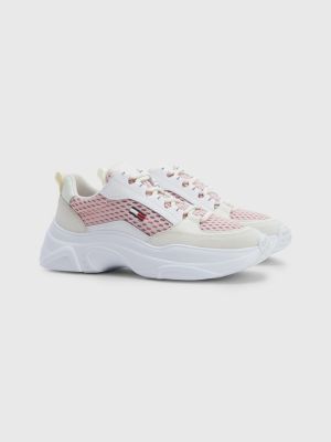 Modischer Sneaker mit besonderer Sohle und Material Mix - pink