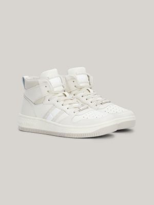 retro basketball trainers