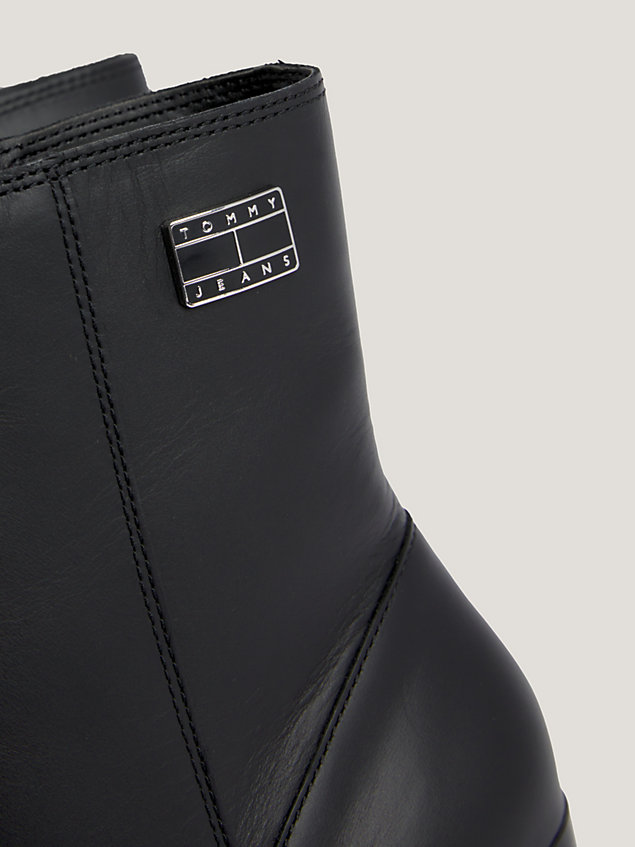 black botki do kostki z emaliowaną naszywką dla kobiety - tommy jeans