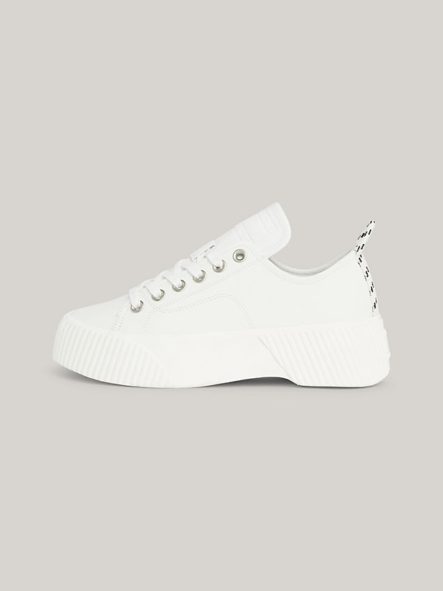 white skórzane buty sportowe na platformie dla kobiety - tommy jeans