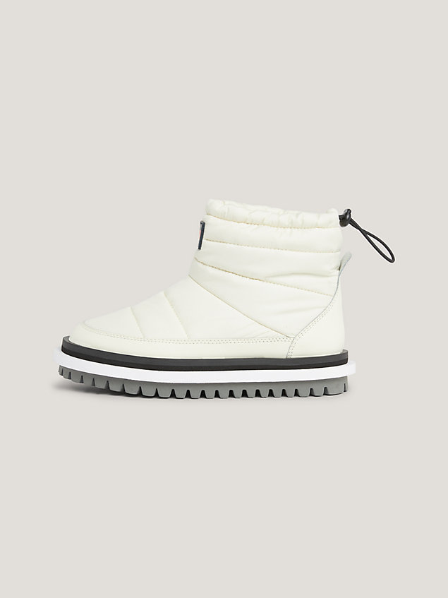 white recycled padded cleat snow boots for women tommy jeans