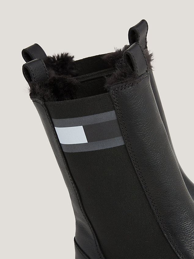 black chelsea-boot aus leder mit warmem innenfutter für damen - tommy jeans