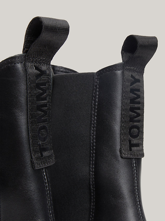 black chunky chelsea-boot aus leder mit blockabsatz für damen - tommy jeans