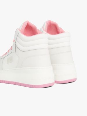 white retro mid-top flatform-basketballsneaker für damen - tommy jeans