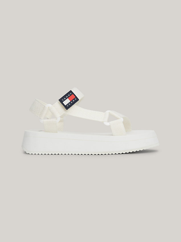 white rutschhemmende flatform-sandale mit badge für damen - tommy jeans