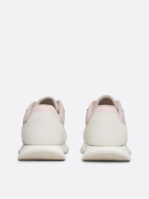 baskets de running en daim multitextures beige pour femmes tommy jeans