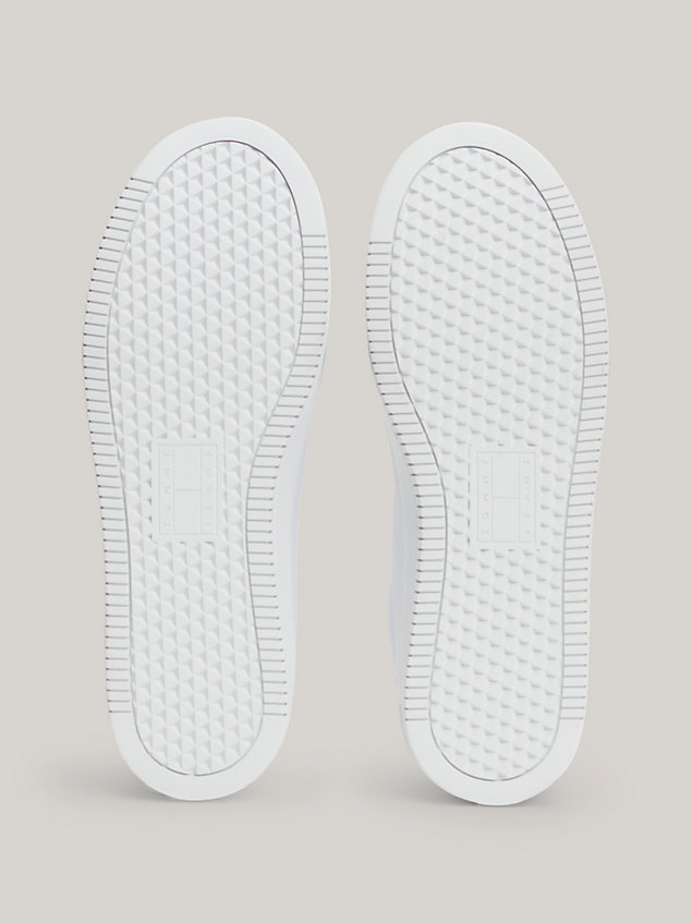 white essential flatform-ledersneaker mit profil für damen - tommy jeans