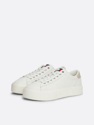 sneakers in pelle con suola alta bianco da donne tommy jeans