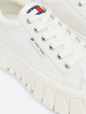 wit leren platformsneaker met profiel voor dames - tommy jeans